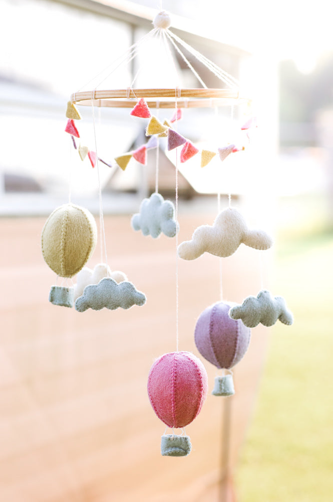 Mobile, Air balloons, Pastel